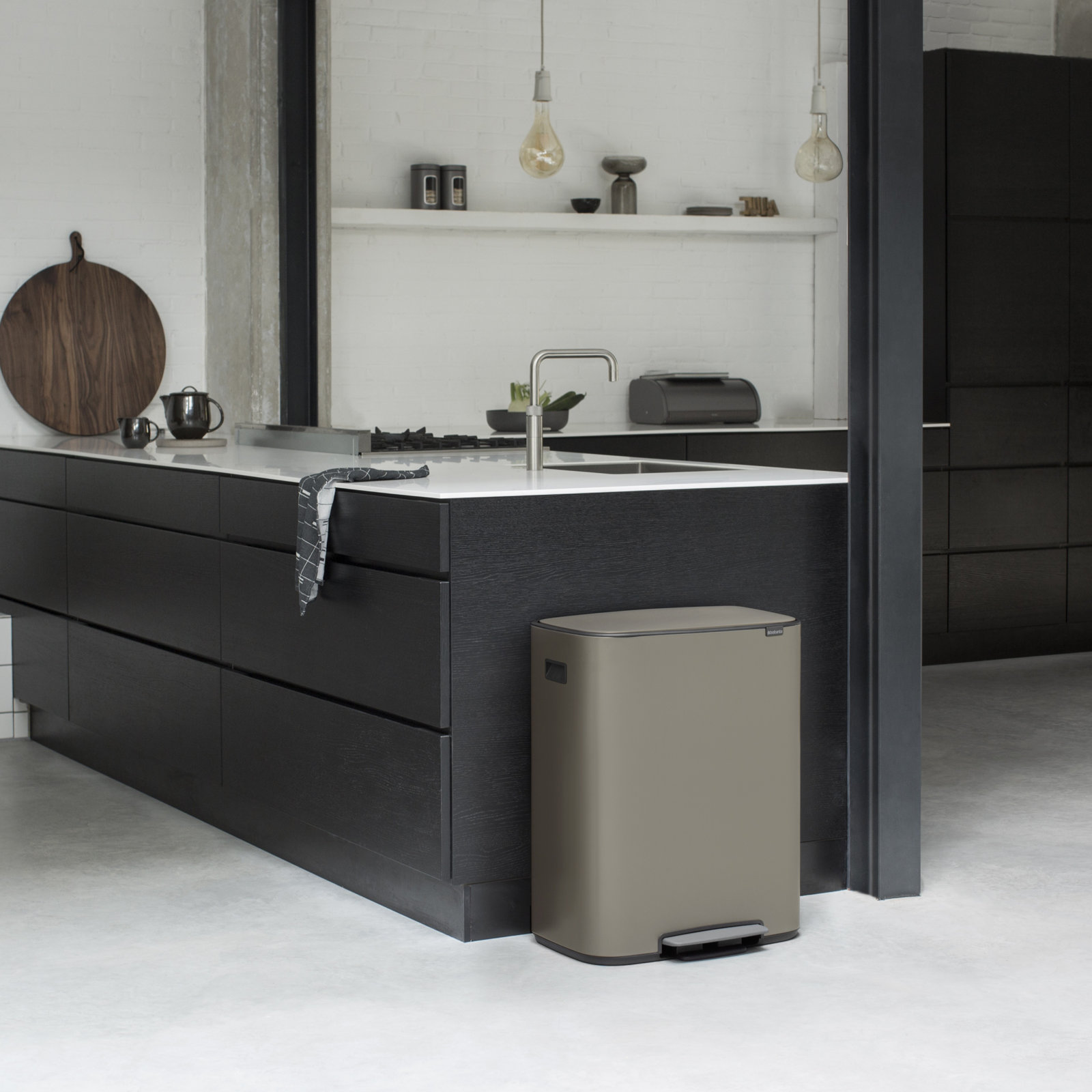 Brabantia Bo Step On Dual Compartment Recycling Trash Can, 2 x 8 Gallon (16 Gallon Capacity), Platinum