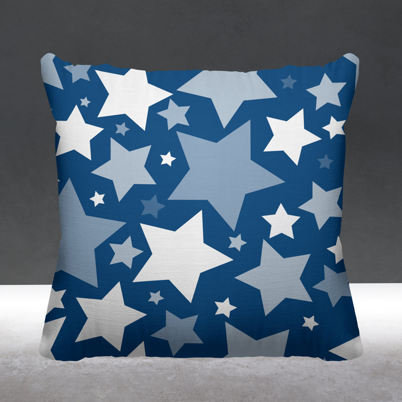 Coussin décoratif intérieur / extérieur Christmas Stars, L 17 po x H 17 po, Bleu céruléen