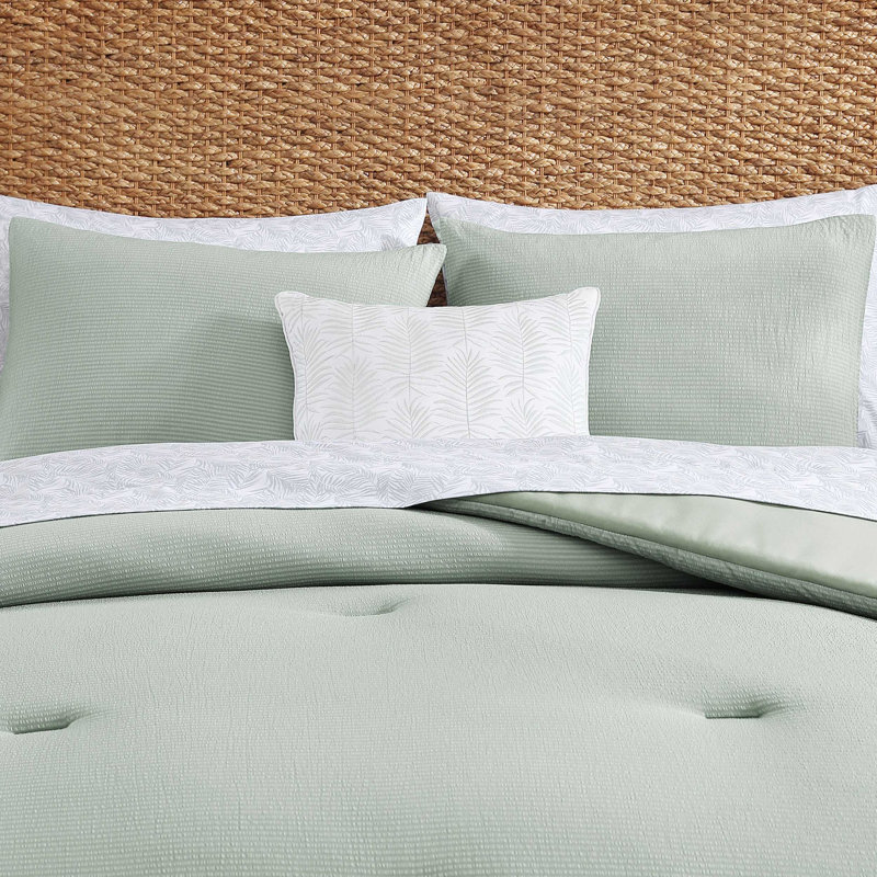 Aubrey Tropical Polyester Standard Comforter, King Comforter + 7 Additional Pieces, Green