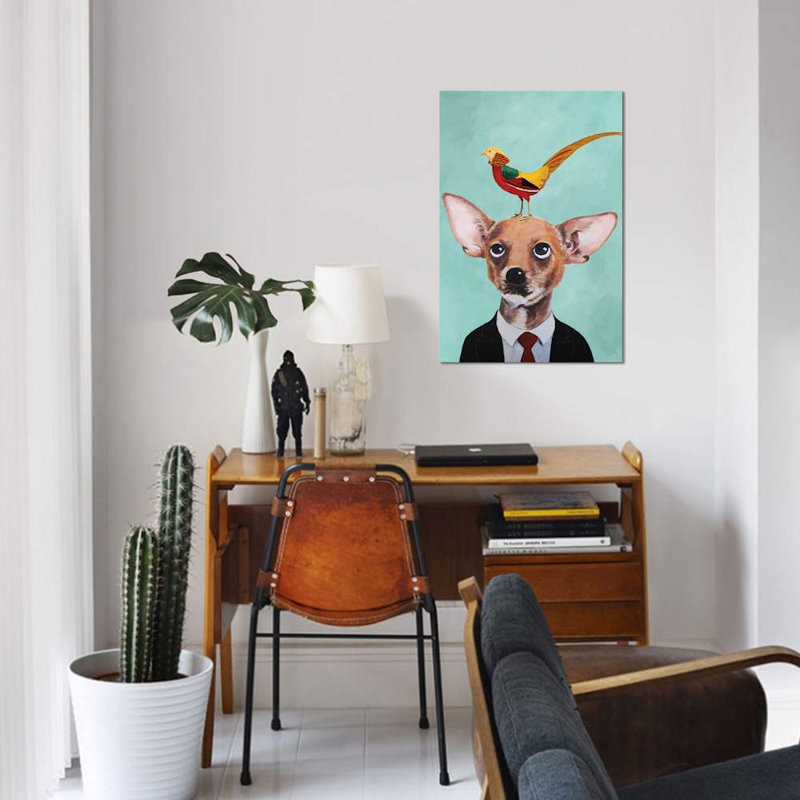 «Chihuahua With Bird» par Coco de Paris, impression sur toile tendue, H 40 po x l 26 po x P 1,5 po, Toile tendue