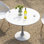 Table de salle à manger ronde de 39 po Liev pour l'intérieur ou l'extérieur avec plateau en acier et base piédestal