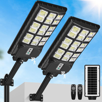 Éclairage extérieur solaire de remplacement 6000W - Capteur de mouvement à DEL à capteur de mouvement imperméable à l'énergie solaire, 460 000 ML 6500K, paquet de 2