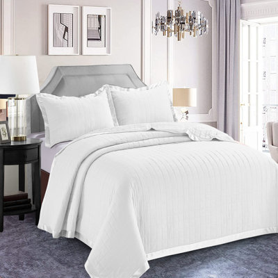 Gaila Bedspread