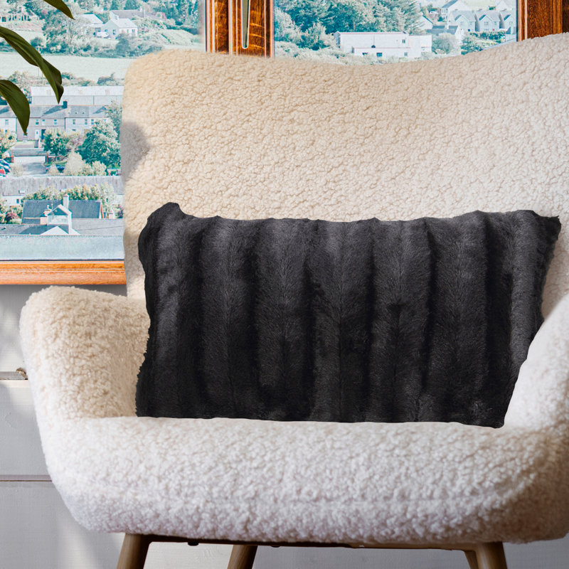 Tsuguko Faux Fur Pillow Cover, Black