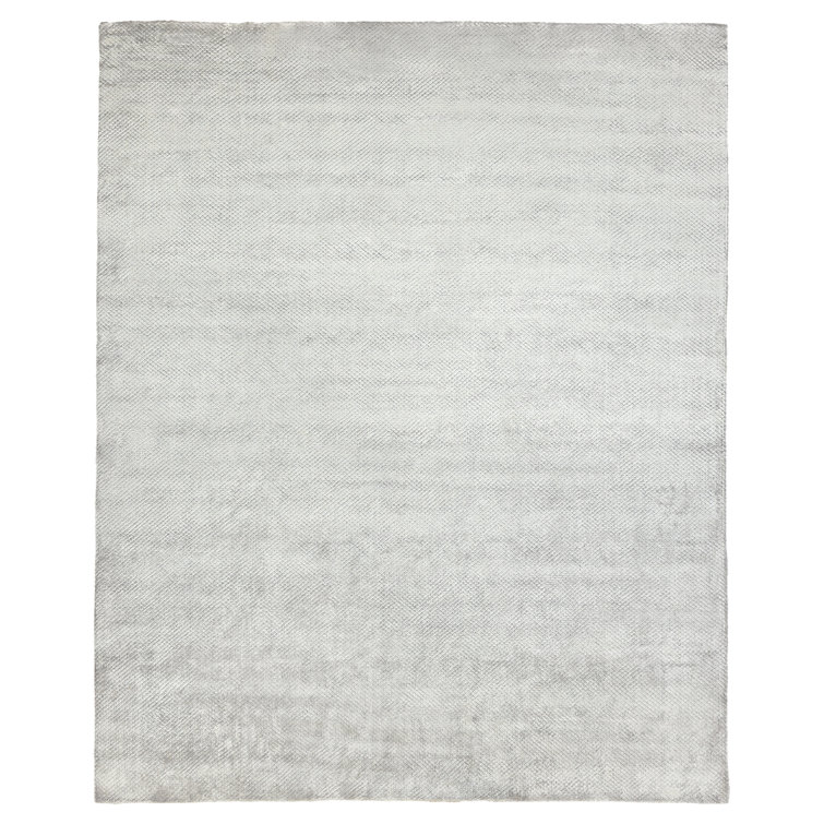 Pearl Geometric Area Rug in Silver