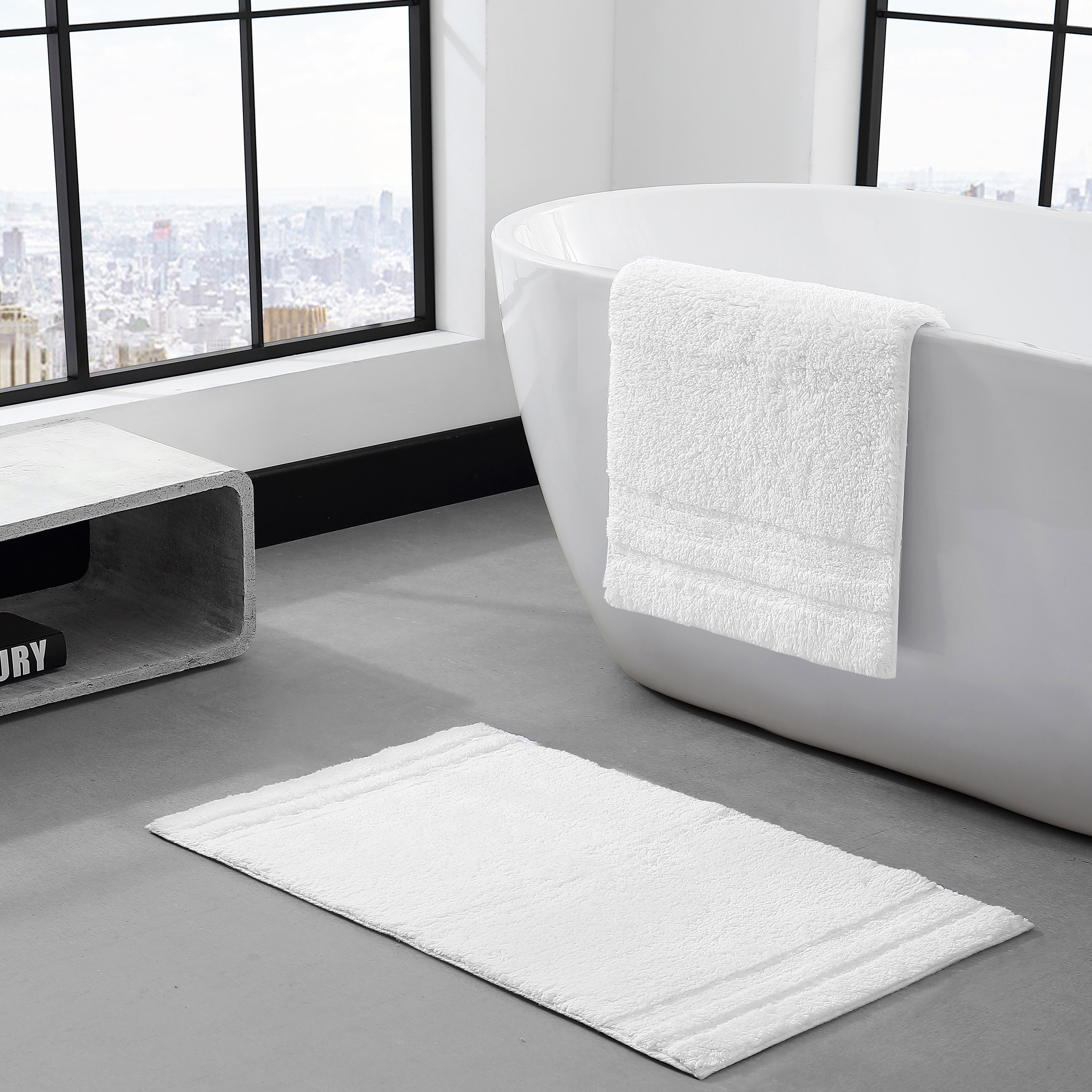 Vera Wang - Bath Towels Set, Luxury Cotton Bathroom Set, Plush & Super  Absorbent (Modern Lux White, 3 Piece)