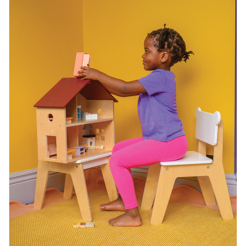 Poppets Dollhouse