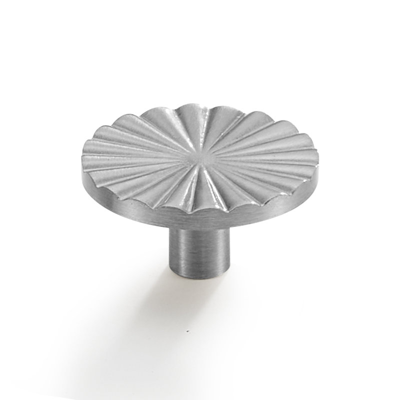 1 1/2" Diameter Cut-out floral pattern Knob Multipack, Polished Chrome