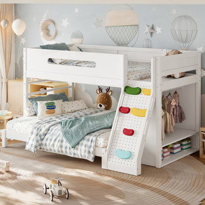 Lit superposé simple au dessus d'un lit simple avec garde-robe et espaces de rangement intégrés, lit superposé en bois massif avec garde-corps, escalade enfantine et lattes améliorées