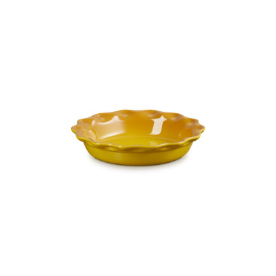 Le Creuset Stoneware Heritage Fluted Pie Dish, 9 In. - Nectar