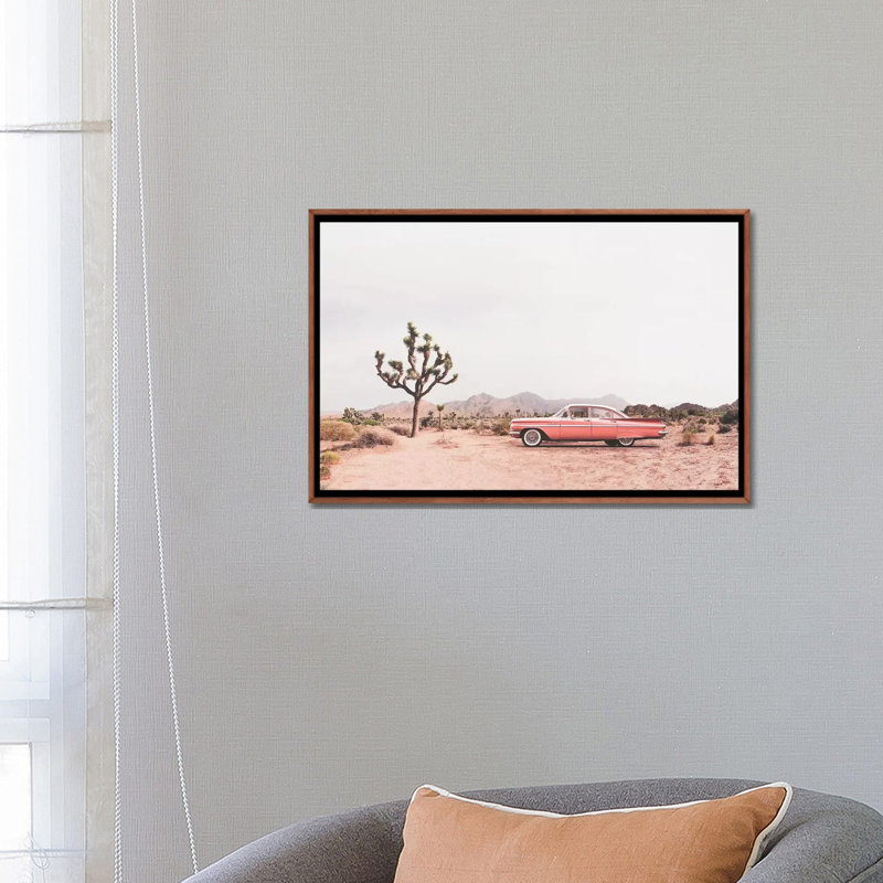 «In the Desert», photographie, H 18 po x l 26 po x P 1,5 po, Toile avec cadre en bois classique