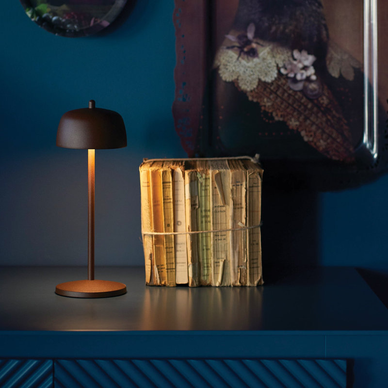 Theta Pro Table Lamp, Rust