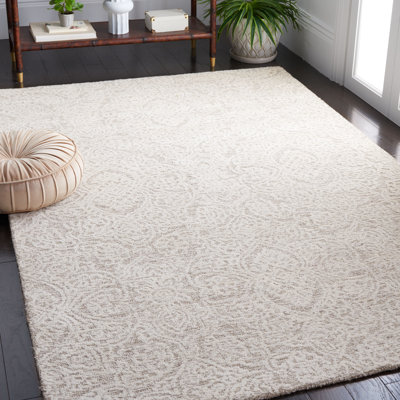 Metro Floral Area Rug In Natural / Ivory