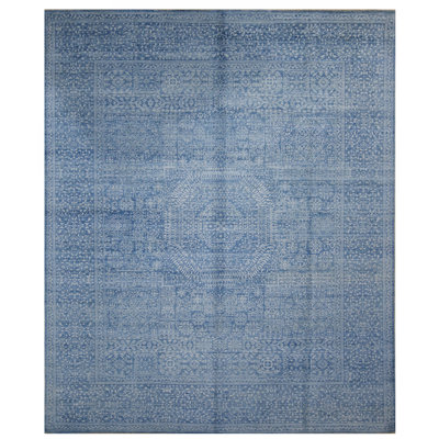 Hand Knotted Wool Area Rug in Blue