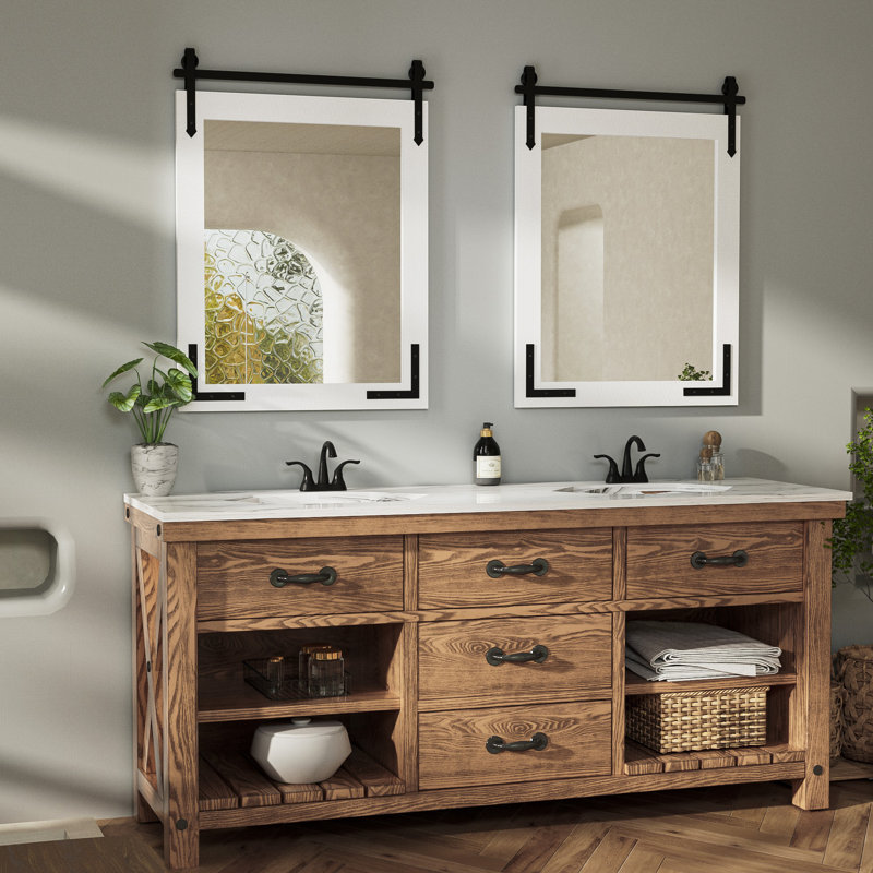 Miroir décoratif Brunilda Rustic Farmhouse, Blanc, 30 po x 22 po