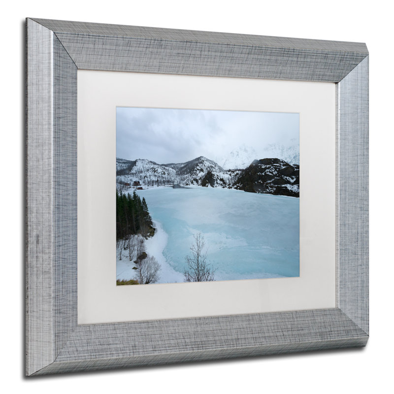 « picture this », reproduction sur toile encadrée, H 11 po x l 14 po x P 0,5 po, argent