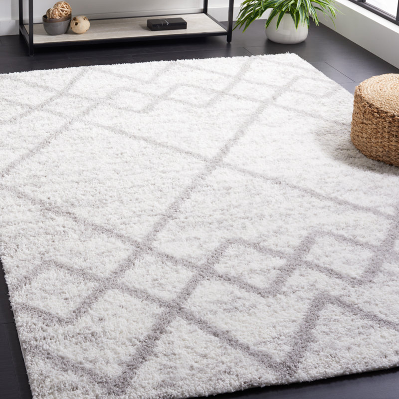 Varnell Area Rug, Rectangle 5'5" x 7'7"