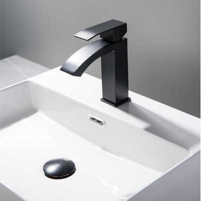 Robinet de salle de bain à un trou
