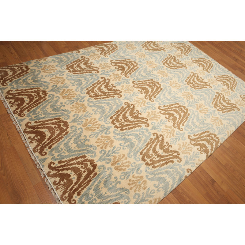 Sauceda Wool Ikat Indoor Rug