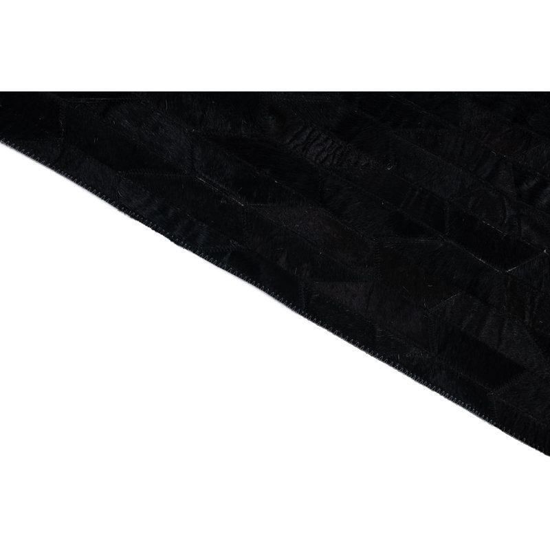 Tapis noir Juliana