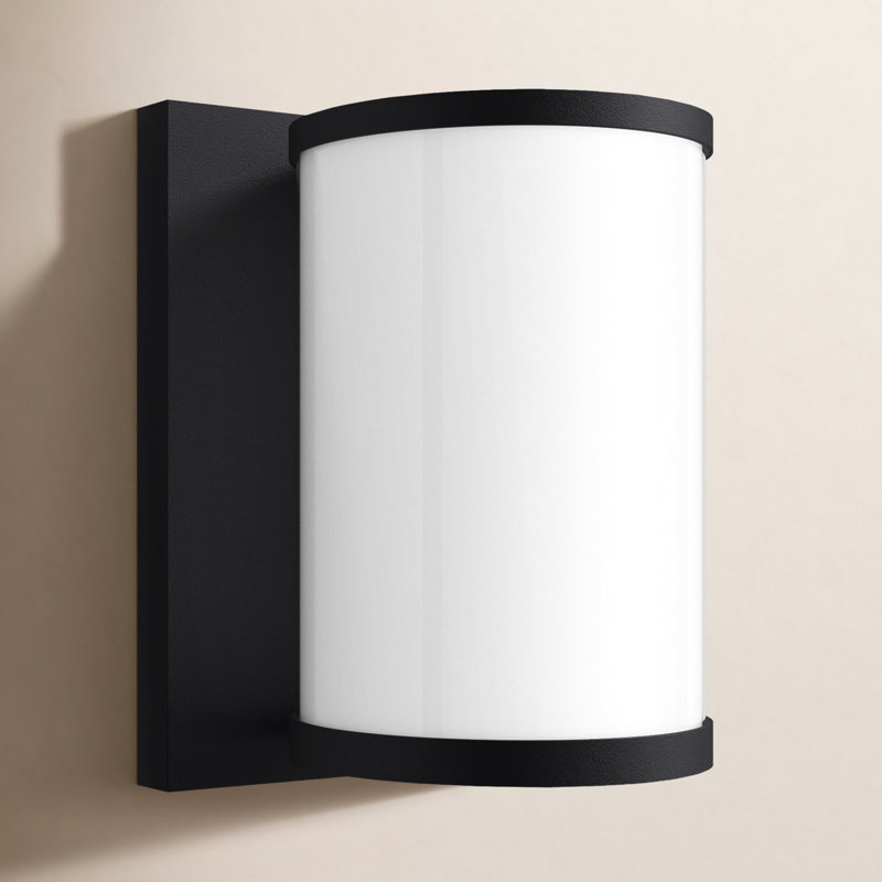Applique murale en aluminium Kris, H 7,25 po x l 5 po x P 5,5 po, 15