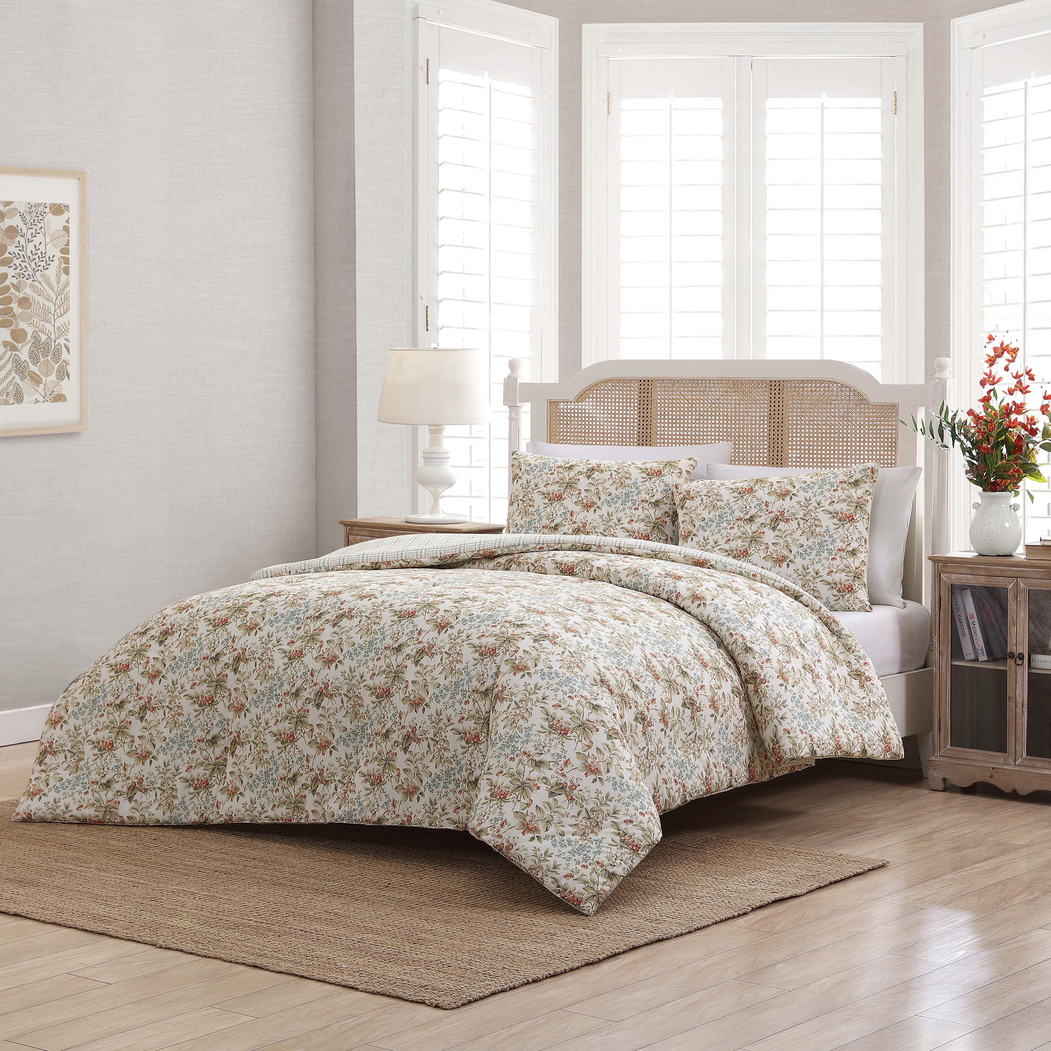 Laura Ashley Madelynn 7-Piece Blue Floral Cotton King Comforter