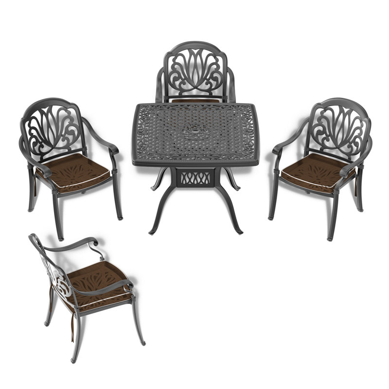 Carré extérieur, 4