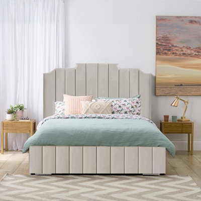 Alyshea Upholstered Bed
