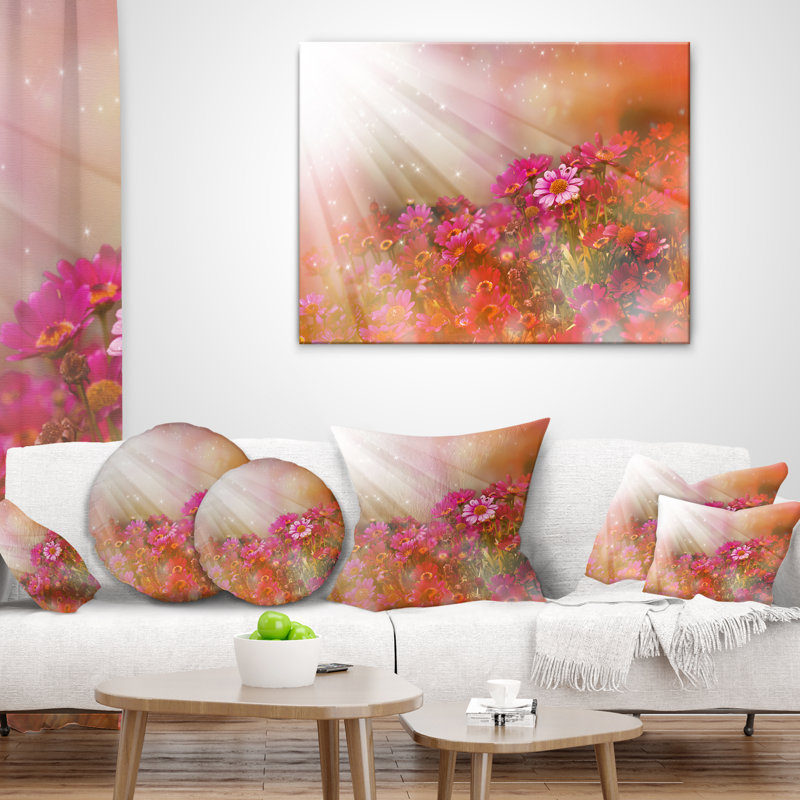 Petites fleurs rouges et roses printanières - coussin à imprimé floral, 16 po x 1 po, Coussin décoratif