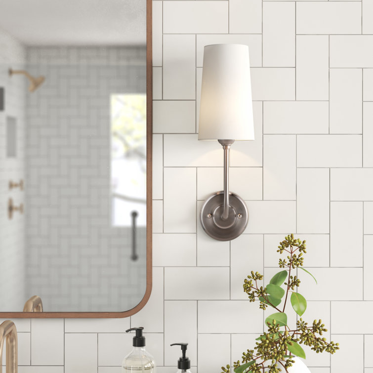 Giorgia Armed Sconce