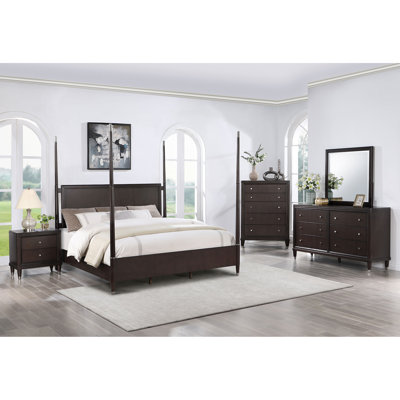 Niguel Brown 4-Piece Poster Bedroom Set