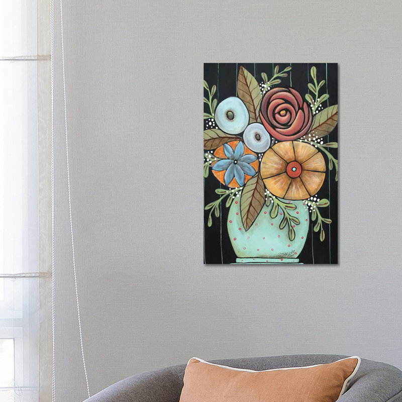 Prim floral par Karla Gerard - impression sur toile tendue, H 26 po x l 18 po x P 1,5 po