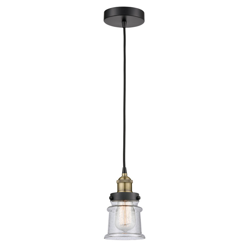 Luminaire suspendu en forme de cloche à 1 lumière Amiriya, H 9,25 po x l 5,25 po x P 5,25 po, Grainé, Laiton antique noir