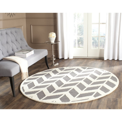 Ellicott Chevron Handmade Tufted Wool Dark Grey/Ivory Area Rug