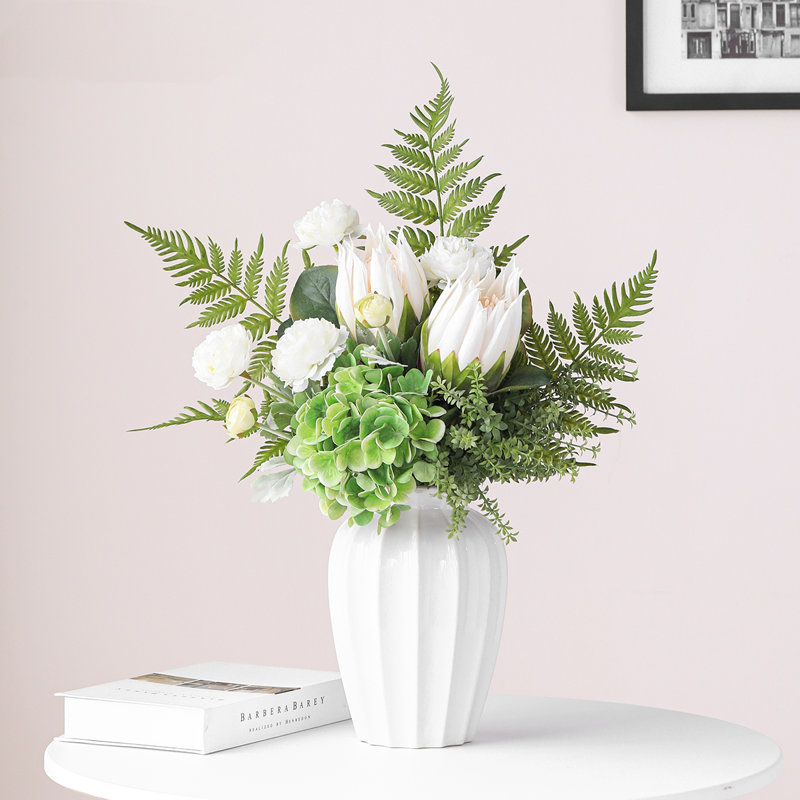 Décoration de bouquet simulé