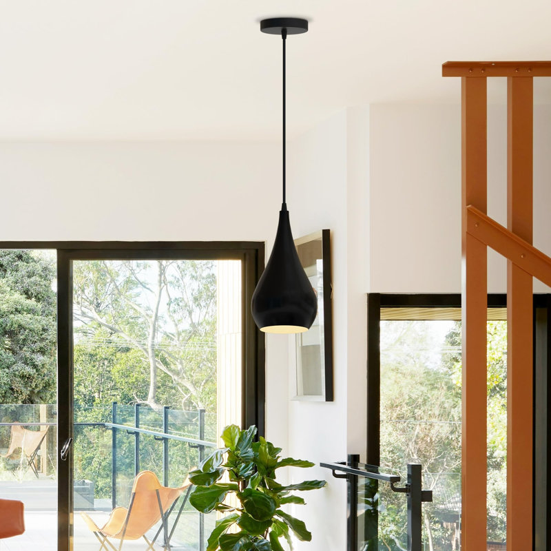 Pece Pendantlight 1-Flamming Hanging Light Teardrop Metal shade, Black