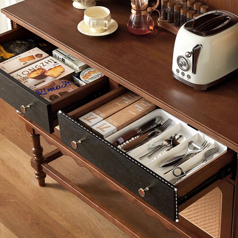 Buffet en bois de noyer massif