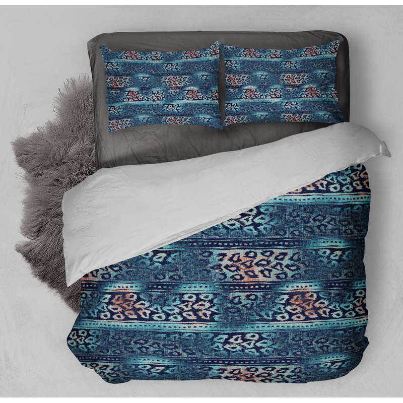 Polyester Striped Comforter, King Comforter + 2 King Pillowcases