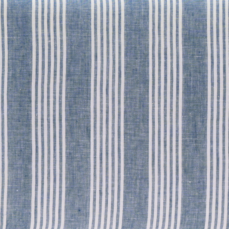 Aaryahi Coastal Carved Seashell 36” Upholstered Bench, Blue/White