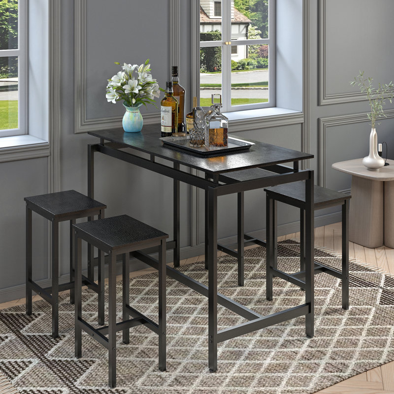 Ensemble de table de salle à manger 5 pièces pour 4 personnes, ensemble de table de bar noir avec 4 tabourets de bar et ensemble de chaises à hauteur de comptoir. Ensemble de table de pub pour la cuisine, petit espace