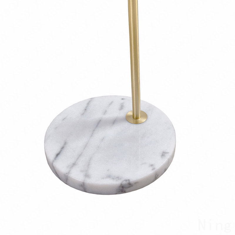 Lampe sur pied avec base en marbre