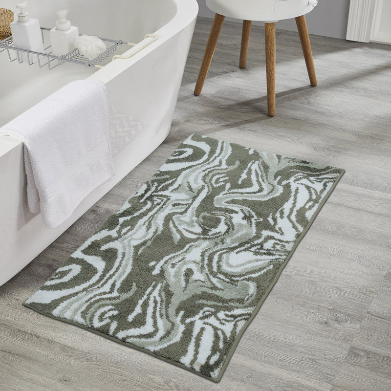 Marbella Bathrug, 32" L x 20" W, Green