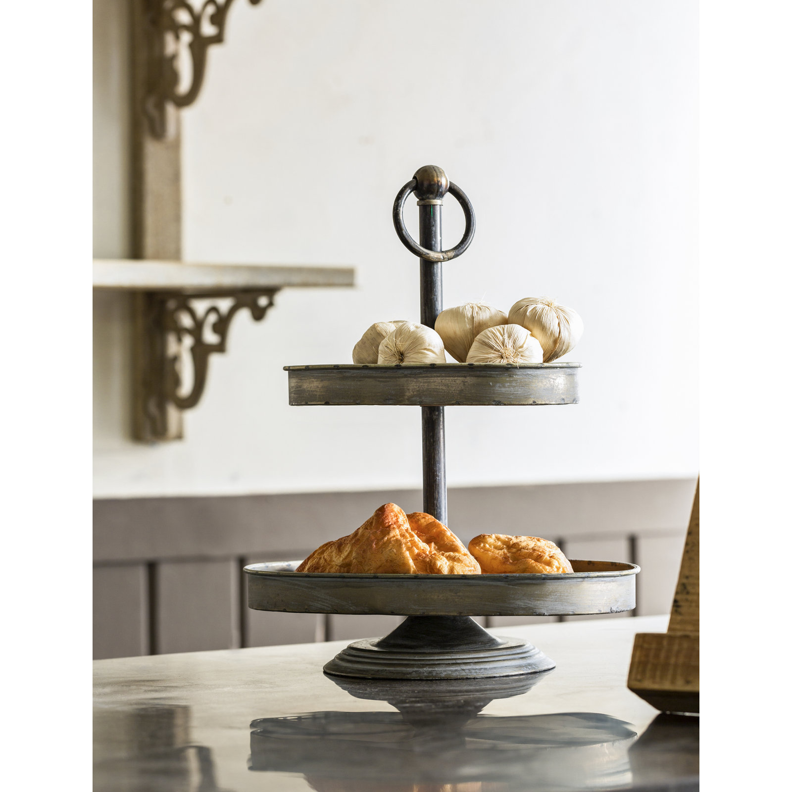 Metal Serving