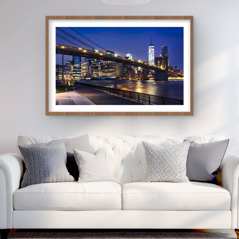«City at Night - Man Cave Cities», reproduction encadrée, H 24 po x l 36 po, Brun