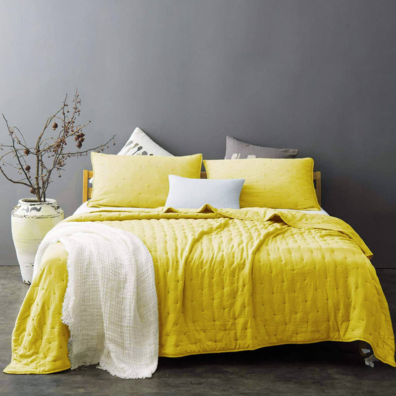 Modern & Contemporary Polyester Quilt, Queen Quilt + 2 Standard Shams, Yellow