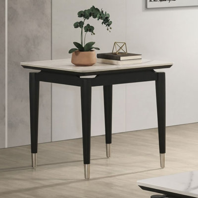 Table de bout carrée en pierre frittée noire / blanche 23,6 po avec pieds fuselés et embouts en métal argenté Petmalu
