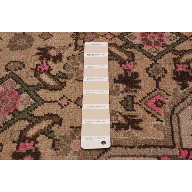 Tapis kaki en laine rectangulaire unique de 6 pi 4 po x 10 pi 4 po Akeyla