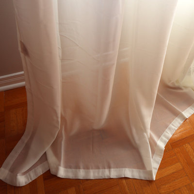 Rideau en polyester