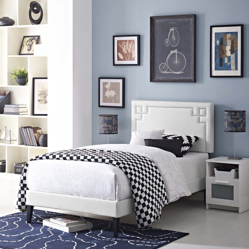 Lit plateforme Ruthie avec pieds carrés fuselés par Modway, Grand, Blanc