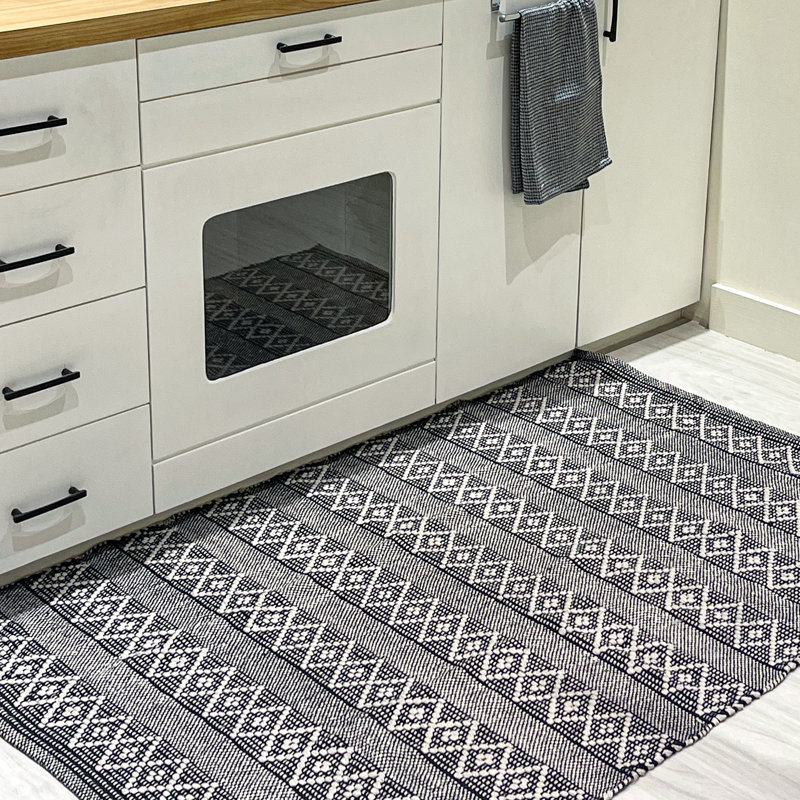 Tapis noir / blanc en coton tissé à plat à la main Steverson, Simple - L 60 po x l 36 po, Black/ivory